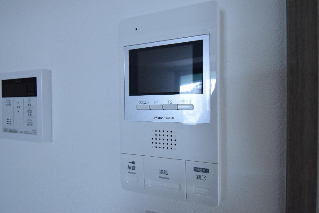 セキュリティ　カメラ付インターホン