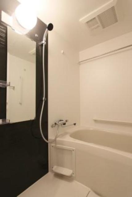 バス・シャワールーム　バスルーム
