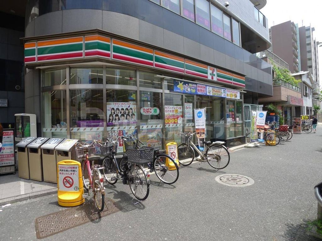 コンビニ　セブンイレブン葛飾亀有3丁目店（コンビニ）まで120m