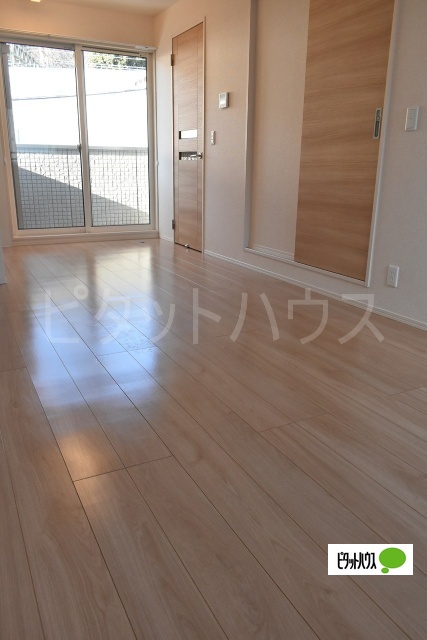 居室・リビング　角部屋ですよ！