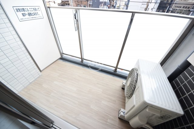 バルコニー　レオンコンフォート西天満　バルコニー