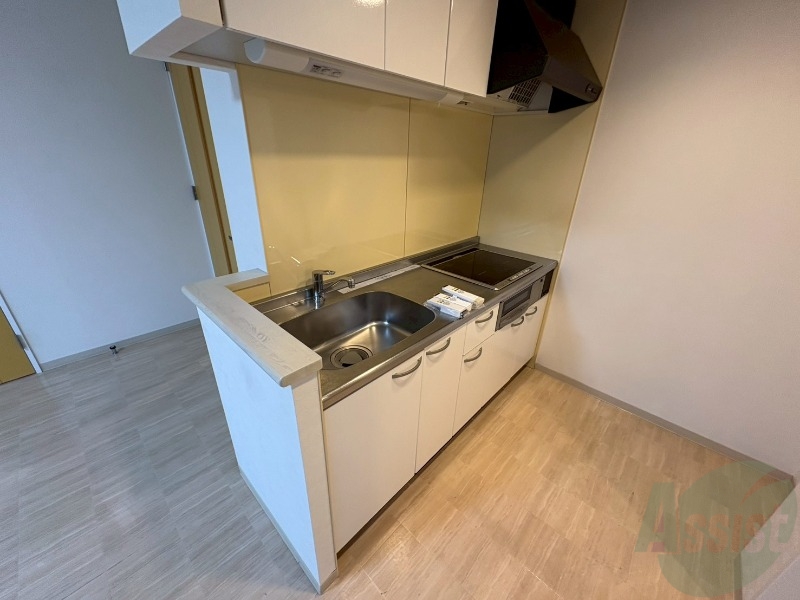 キッチン　２口ＩＨシステムキッチンですのですぐにお料理に使えます！