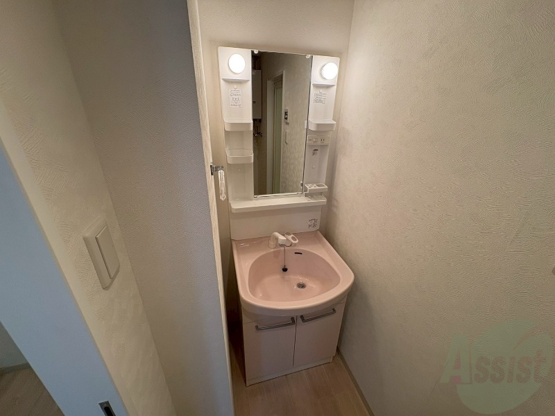 洗面設備　シャンプードレッサーで身支度もラクラクです！