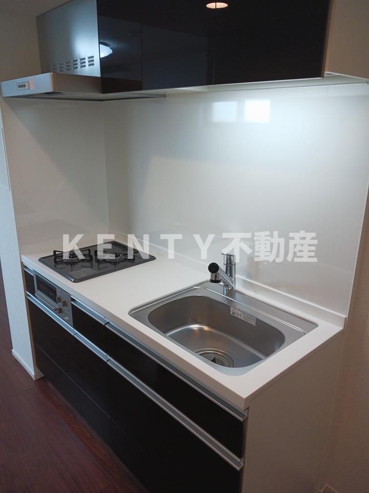 キッチン　コンパクトなキッチンで掃除もラクラク