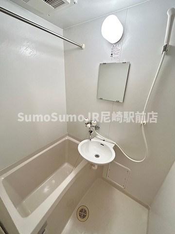 バス・シャワールーム　日々の暮らしに欠かせないお風呂です