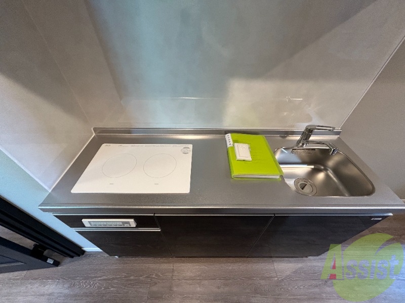 キッチン　こちらはキッチンになります。システムキッチンです。