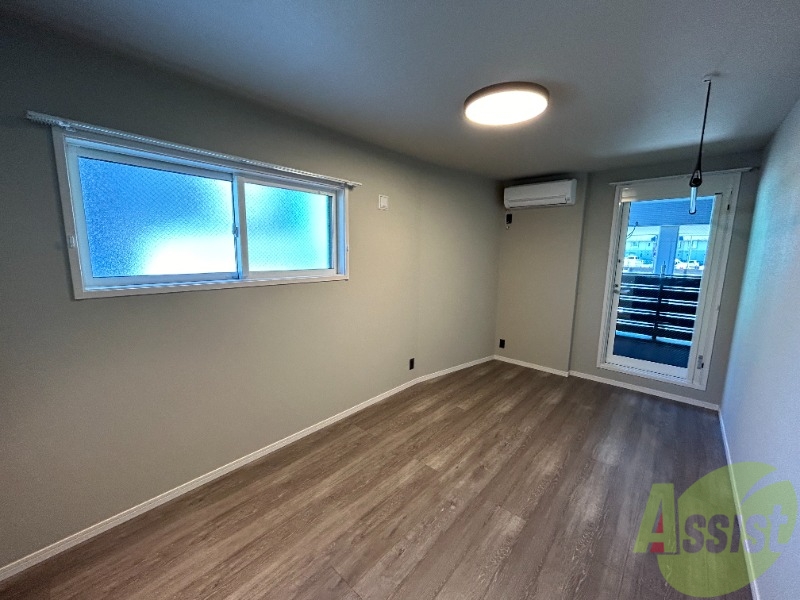 居室・リビング　綺麗な洋室のお部屋です。明るくていいですね。