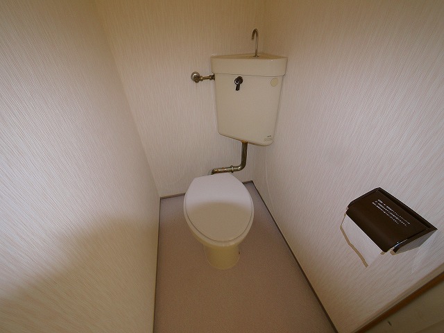 トイレ　トイレもきれいです