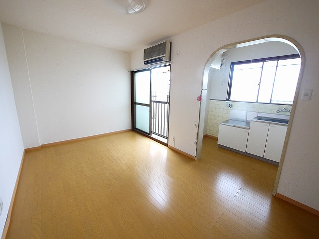 居室・リビング　使いやすい居間です