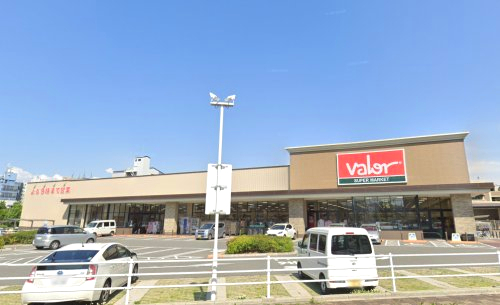 スーパー　スーパーマーケットバロー淡路店（スーパー）まで527m