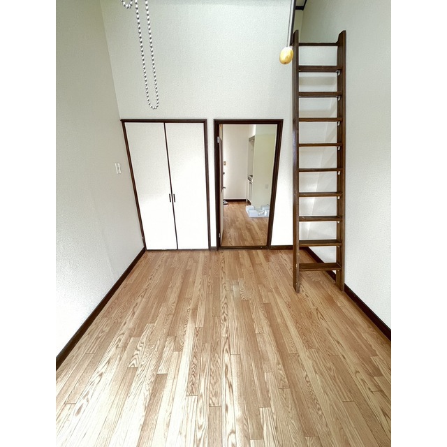 居室・リビング　洋室