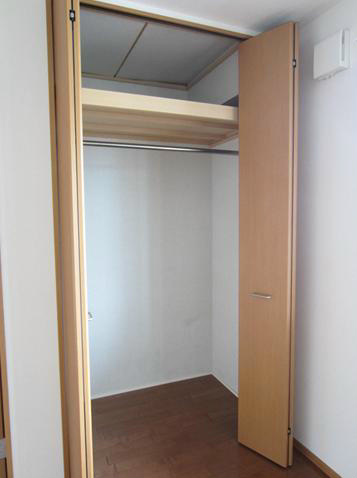 収納　同建物内、別部屋。参考写真