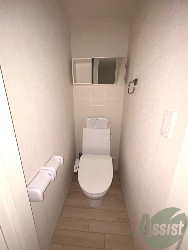 トイレ　トイレは温水洗浄便座となっており、快適に使えます。