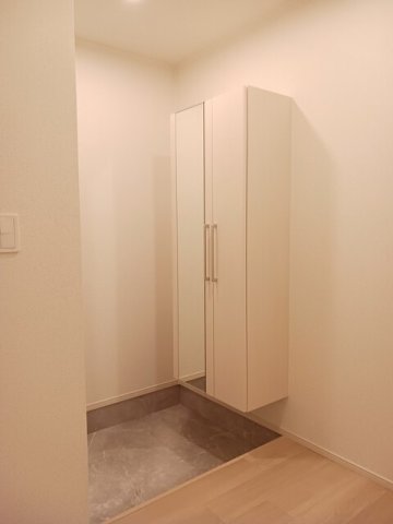 玄関　落ち着いた玄関です