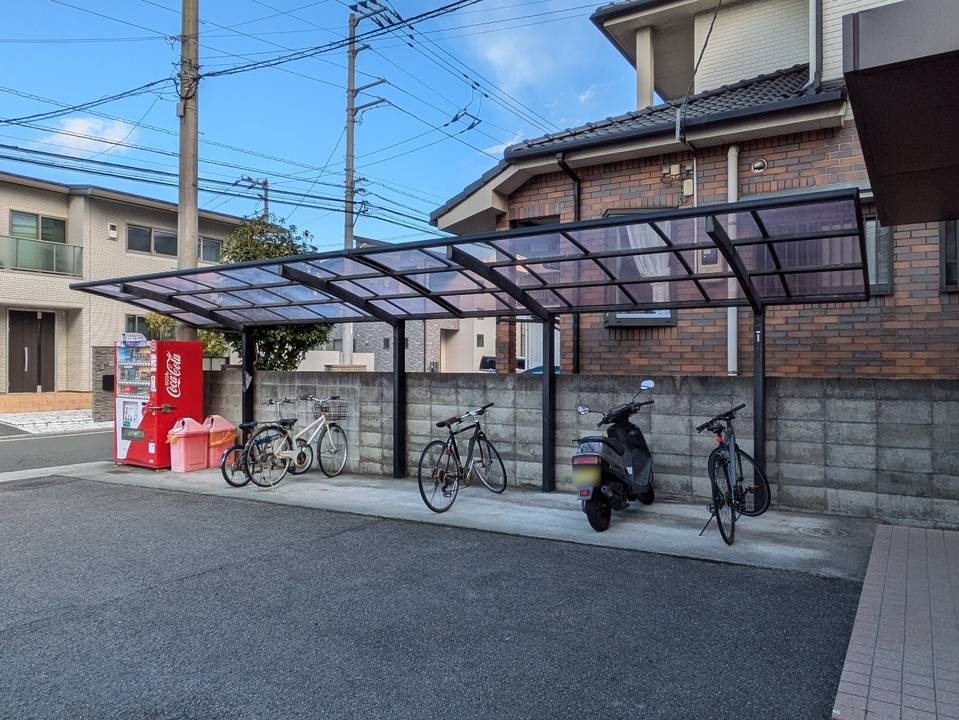 エントランス　宅配ボックス