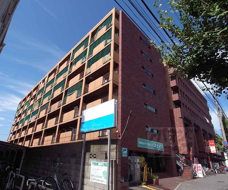 足立ハイツ竹田の外観写真
