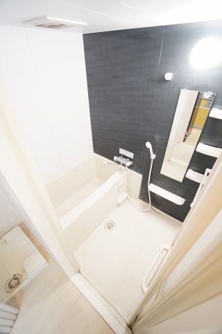 バス・シャワールーム　※同物件・同タイプの写真です。