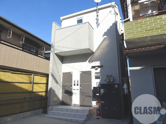 建物外観　１フロア１住戸♪