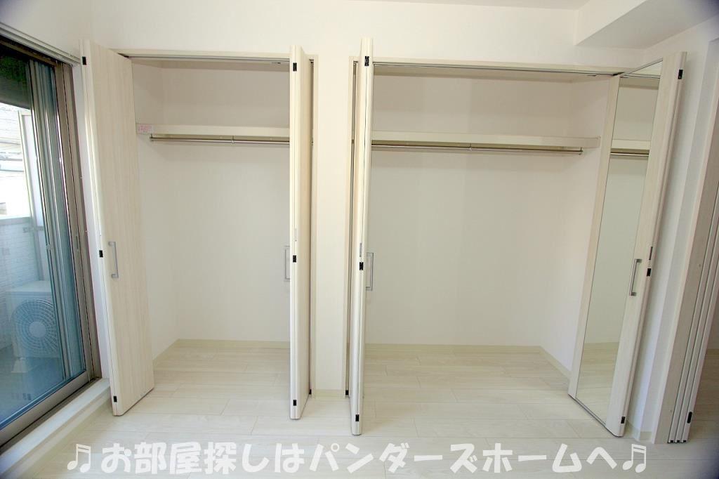 クリエオーレ私市山手の内装写真