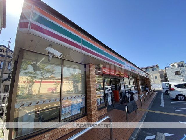 コンビニ　セブンイレブン（コンビニ）まで387m