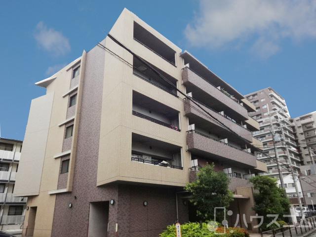 建物外観　ファミリーさんご覧くださいませ。