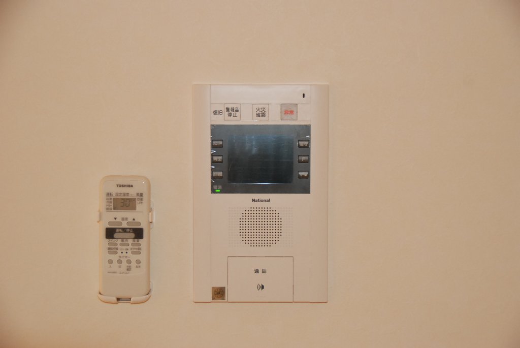 セキュリティ　カメラ付インターホン
