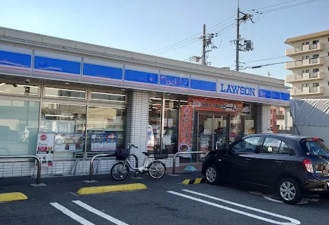 コンビニ　ローソン 杭全八丁目店（コンビニ）まで738m