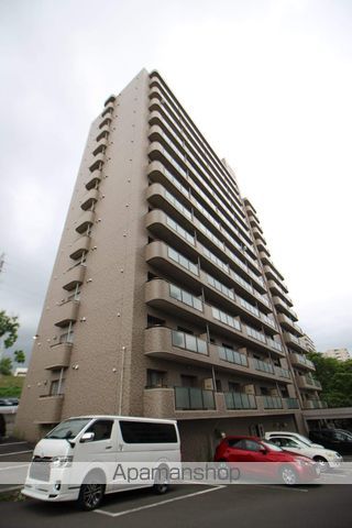地下鉄南北線 澄川駅 徒歩8分 築32年