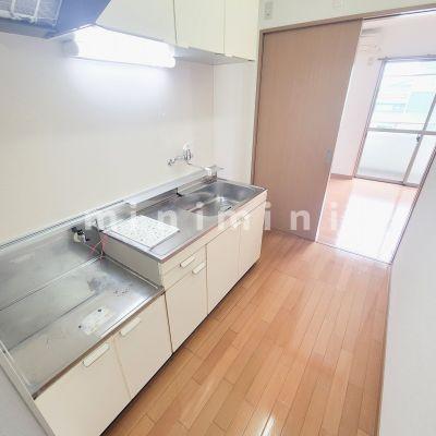 熊本市電健軍線 健軍交番前駅 徒歩69分 3階建 築24年のキッチン写真