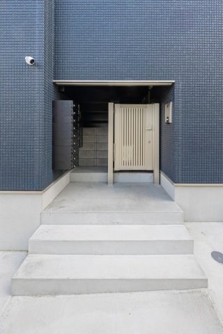 エントランス　宅配ボックス付　オートロック付
