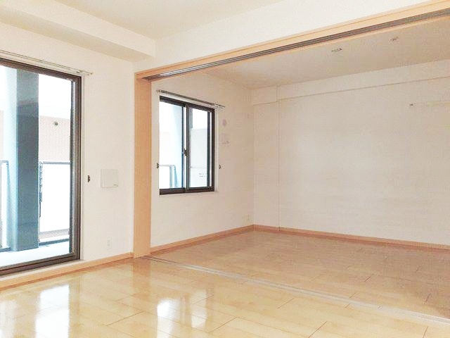 ヴィラージエの居間写真