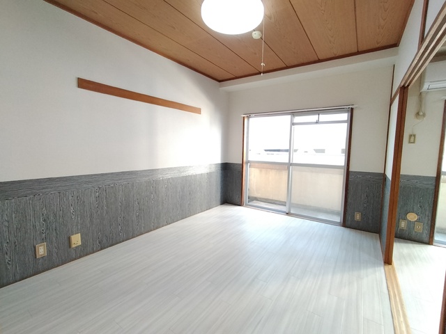 その他部屋・スペース　東向きバルコニーです