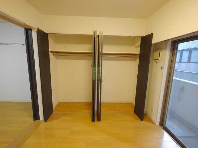 収納　レナトゥス四谷