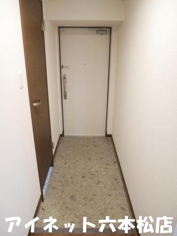 玄関　玄関はこのようになっています。