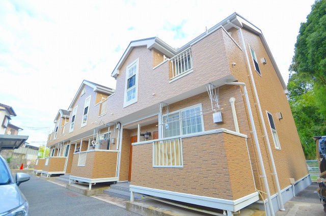 中学校　府中町立府中中学校（中学校）まで954m