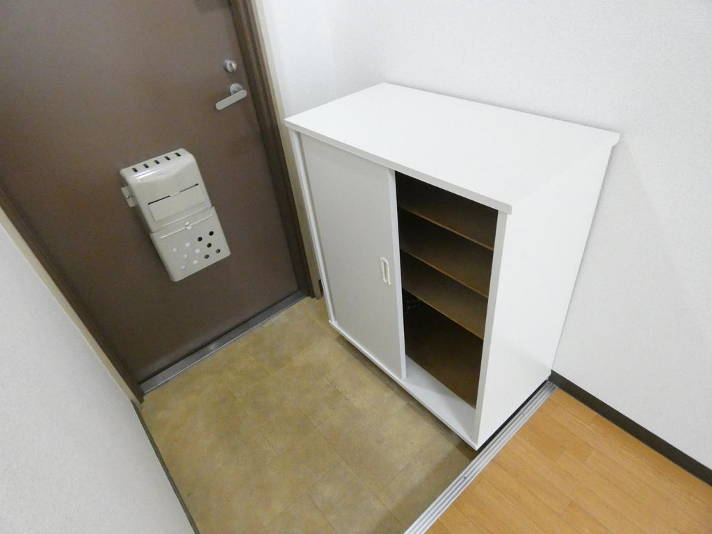 玄関　シューズボックス付き