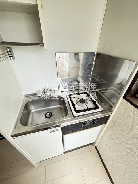 キッチン　１口ガスコンロ設置済！お引越し後すぐにお料理できます☆