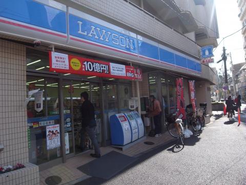 コンビニ　ローソン東大井2丁目店（コンビニ）まで70m
