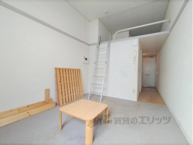 居室・リビング　洋室