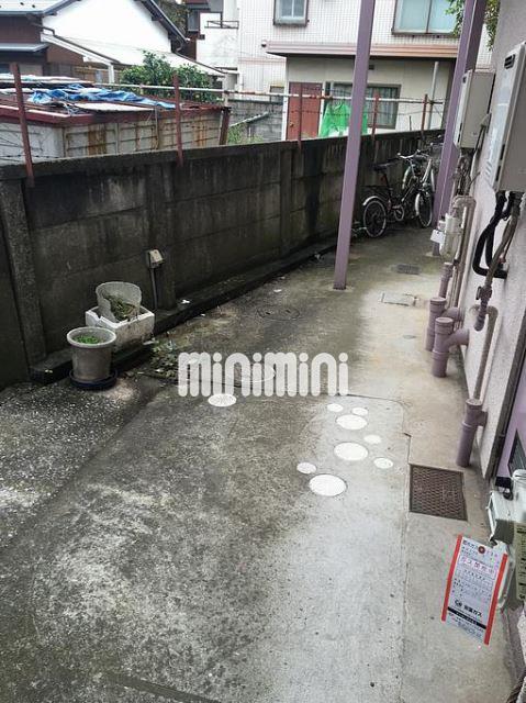 駐車場　駐輪場