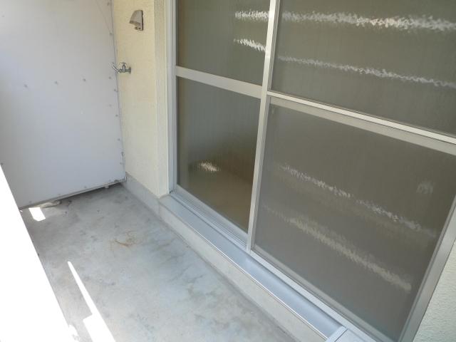 バルコニー　※同タイプ部屋の写真です。