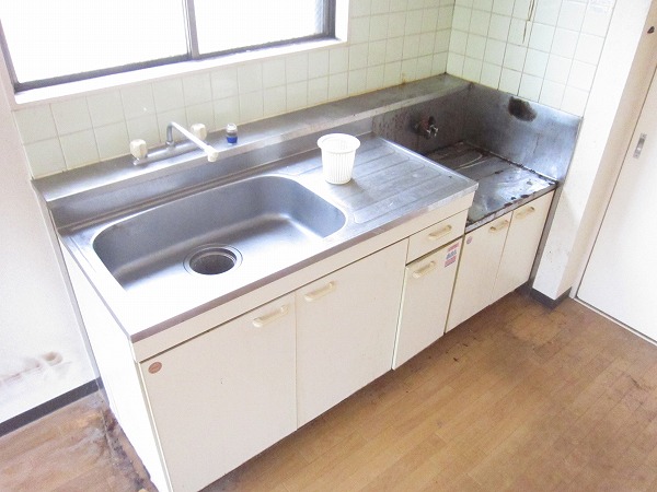 キッチン　※別部屋参考画像です。