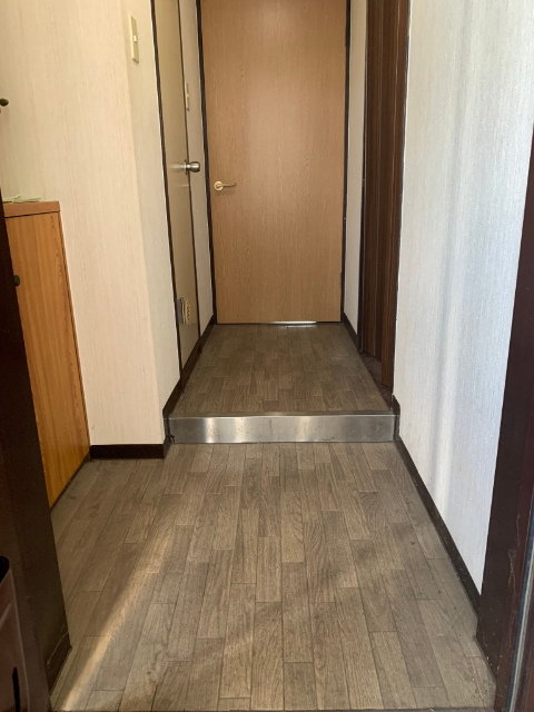 玄関　シューズボックス付きの玄関です。