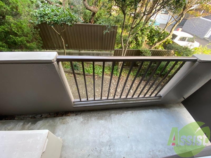 バルコニー　バルコニーがあるので洗濯物は外に干せそうですね～