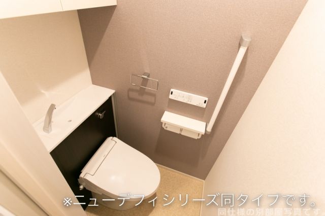【ＭＩＹＡＮＯＭＡＲＵ・南のトイレ】