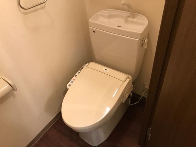 トイレ　シャワー付トイレ