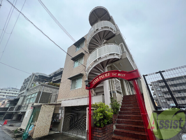 【神戸市西区大津和のマンションの建物外観】