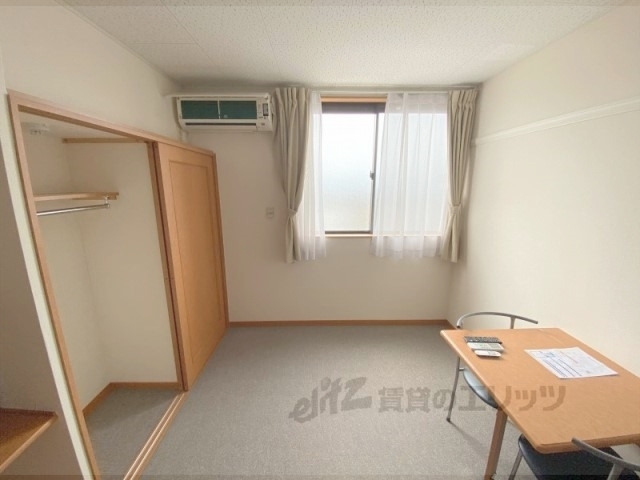 居室・リビング　洋室