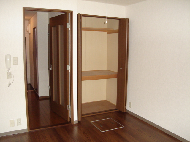 収納　洋室