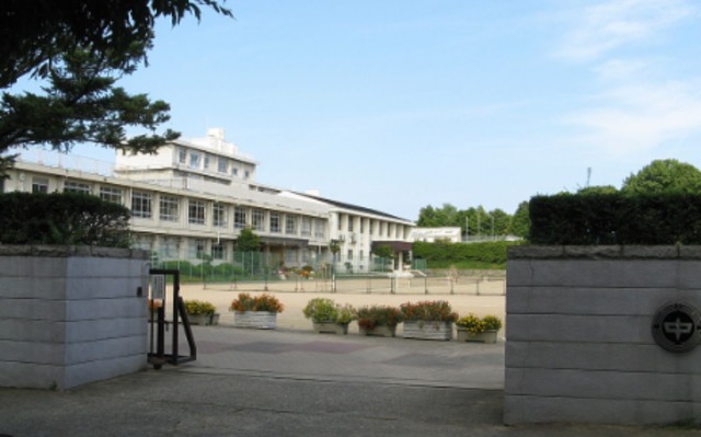 【姫路市神田町のアパートの中学校】